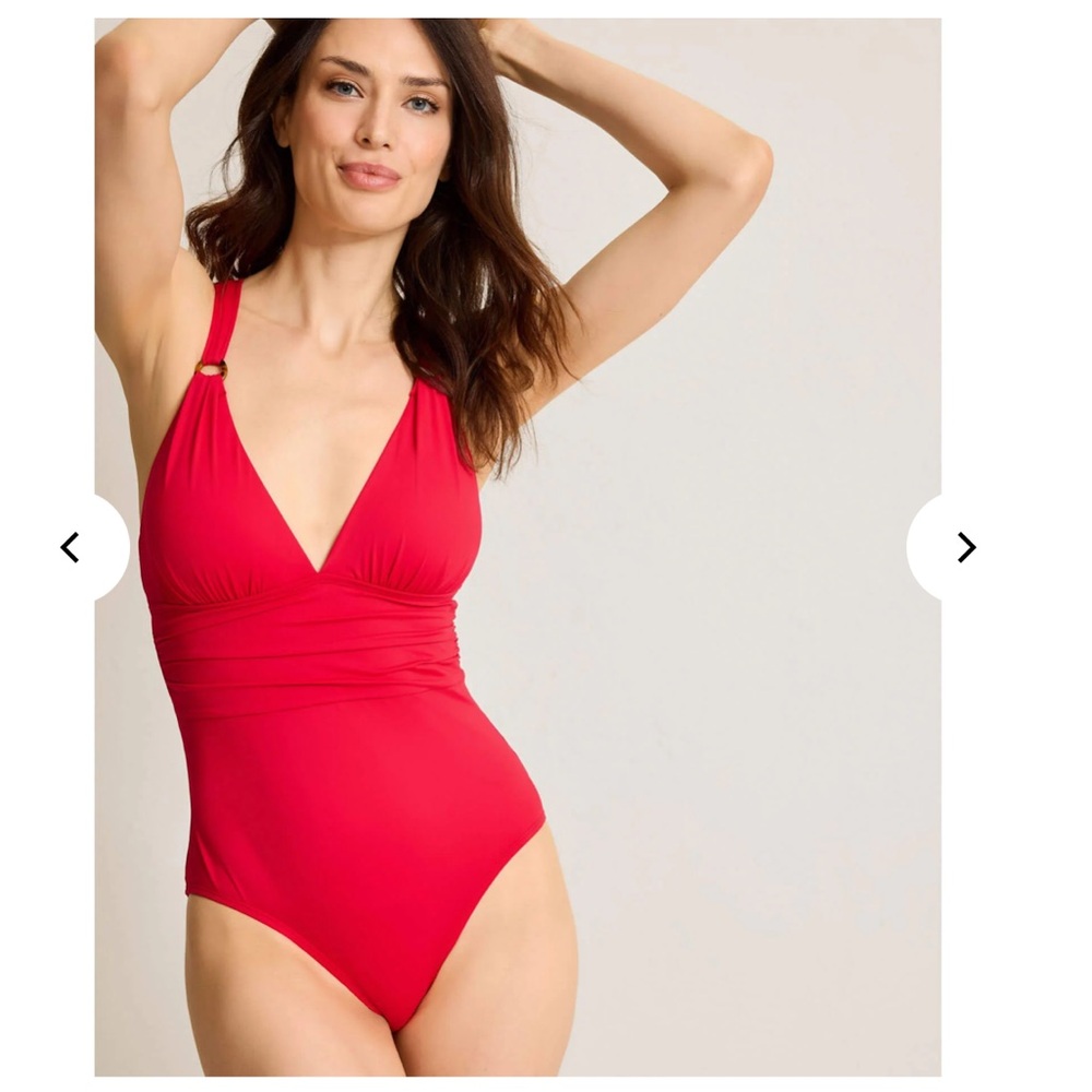 NWT Tommy Bahama Womens Pearl Novelty V Neck One Piece Swimsuit - Red Hibiscus